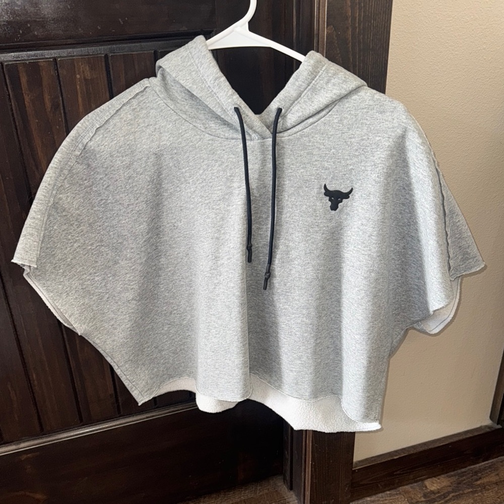 NoBull Gray short sleeve hoodie